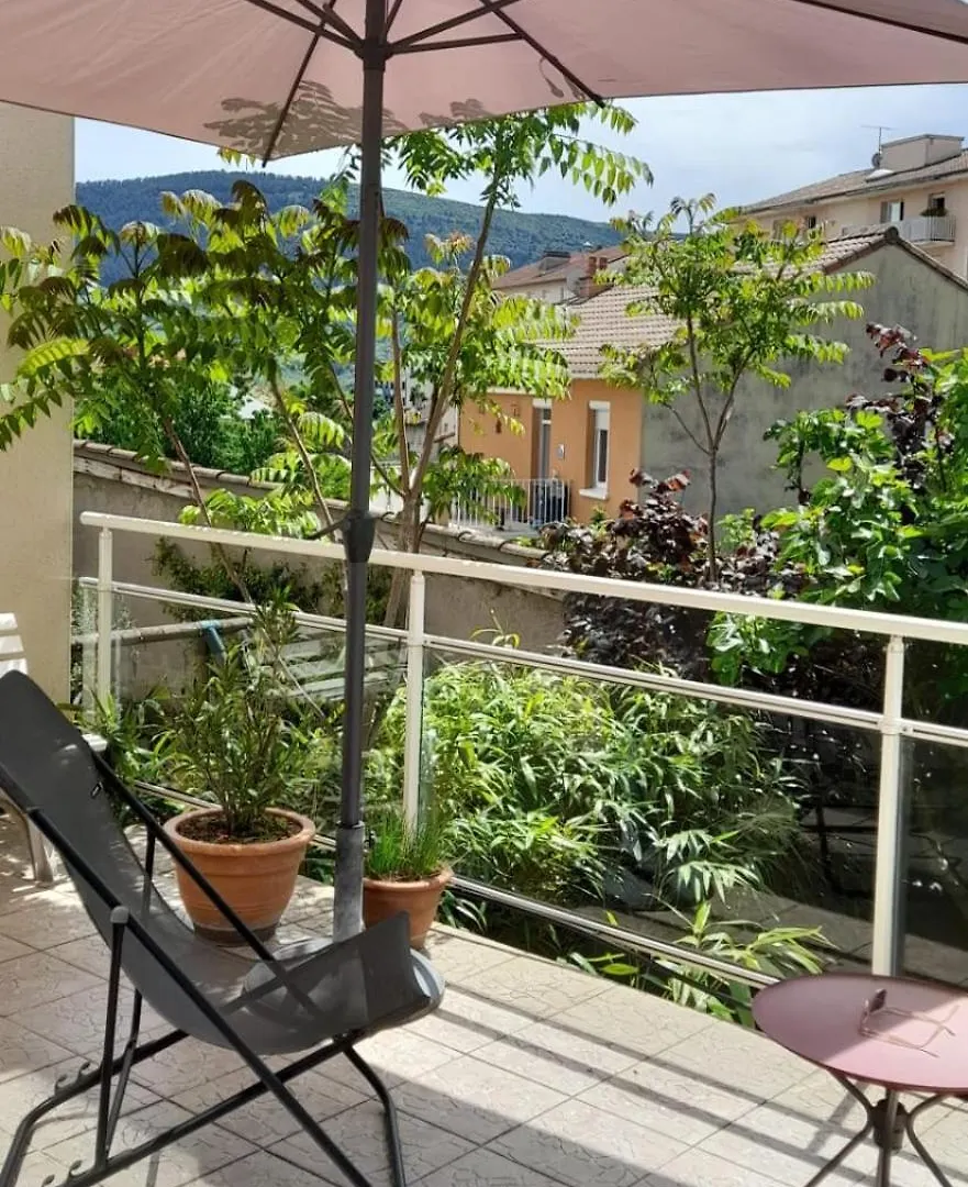 Jolie Maison Sportive Avec Exterieurs Millau Сasa de vacaciones
