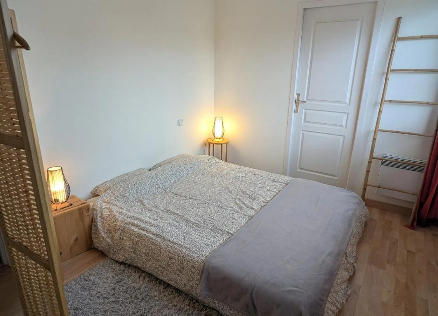 Jolie Maison Sportive Avec Exterieurs Millau